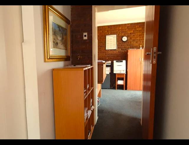 4 BEDROOM HOUSE FOR SALE IN GHOLFSIG